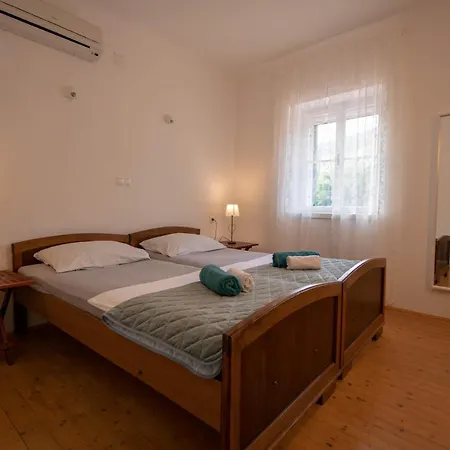 Waterfront House Stoncica Holiday home