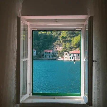 Hébergement de vacances Waterfront House Stoncica