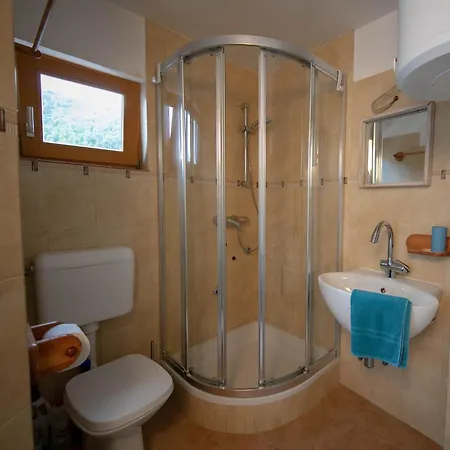 Holiday home Waterfront House Stoncica