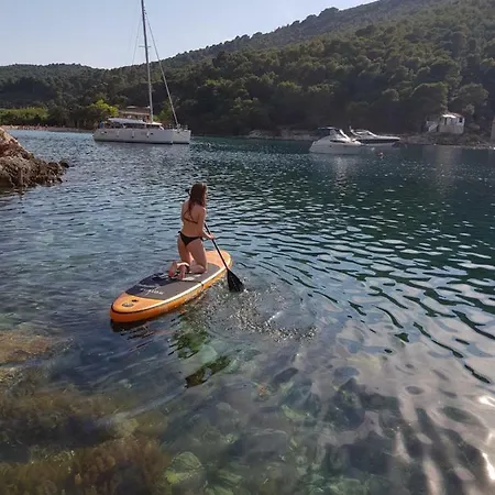 Waterfront House Stoncica *