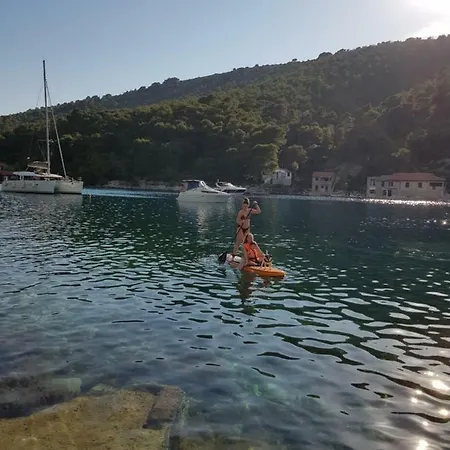 Waterfront House Stoncica *